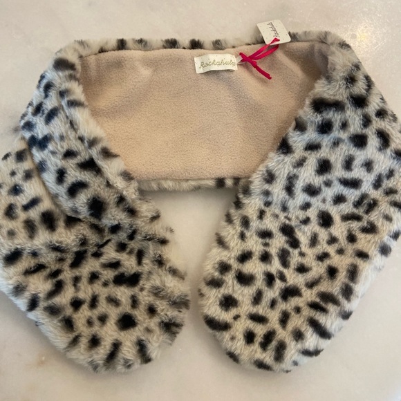 Leopard faux fur toddler shawl - Picture 4 of 4